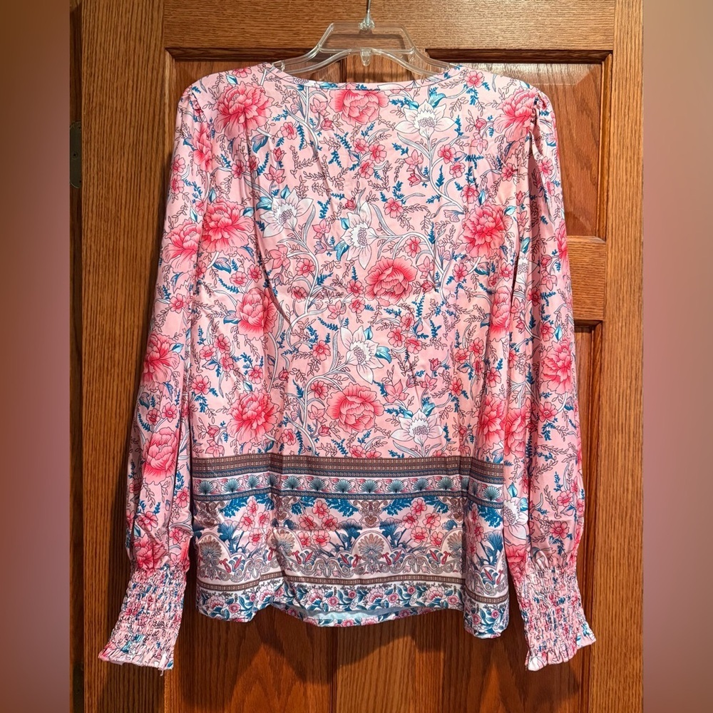 Boho Floral Peasant Blouse XL Pink Smocked Sleeves Tie Neck Top NWOT - Picture 4 of 13